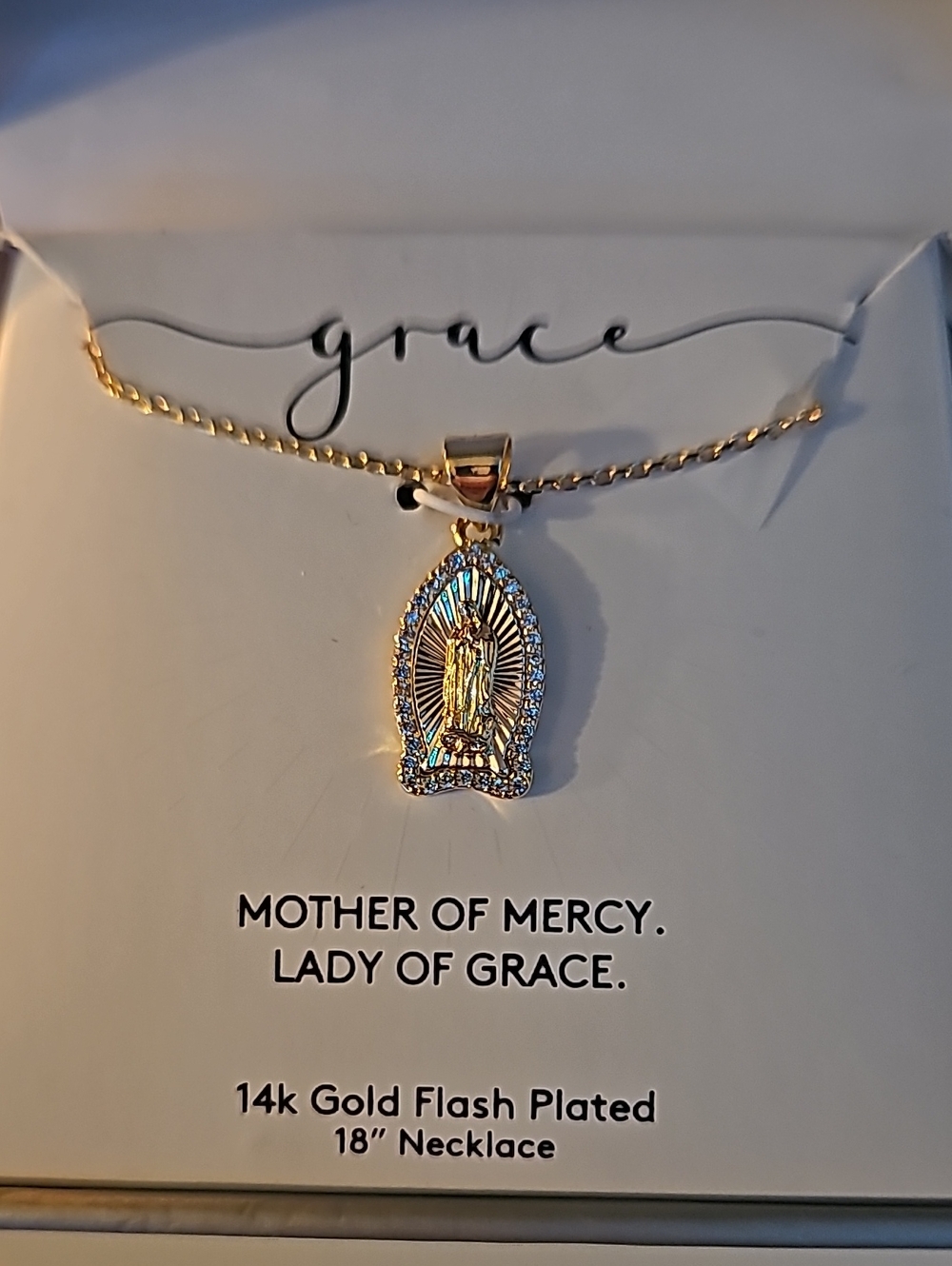 14K Gold Virgin Mary Pendant Necklace - Gold